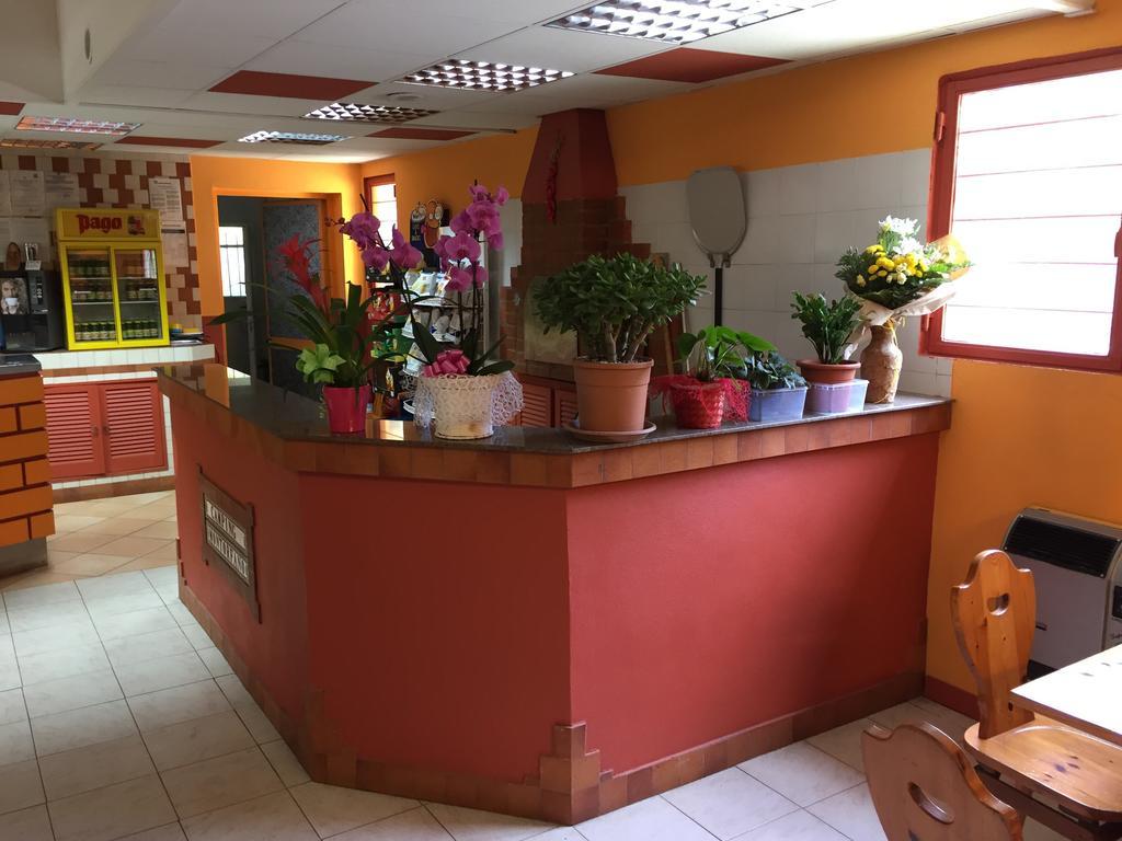 Camping Montorfano Kültér fotó