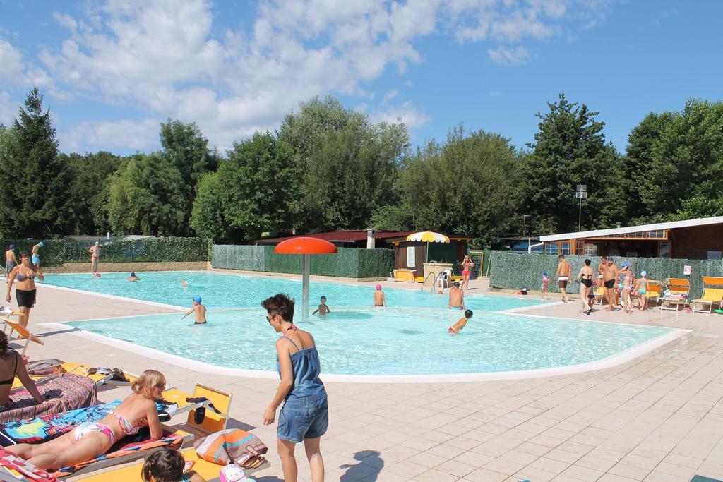 Camping Montorfano Kültér fotó